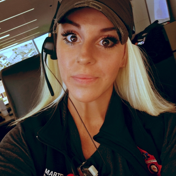 Clothes, Hair And Makeup, Home Decor, Jewelry! - Picture 6 of 7